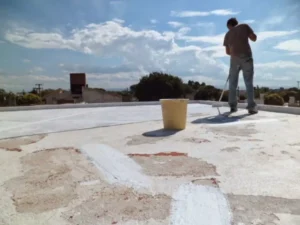 عازل اسطح في العلا